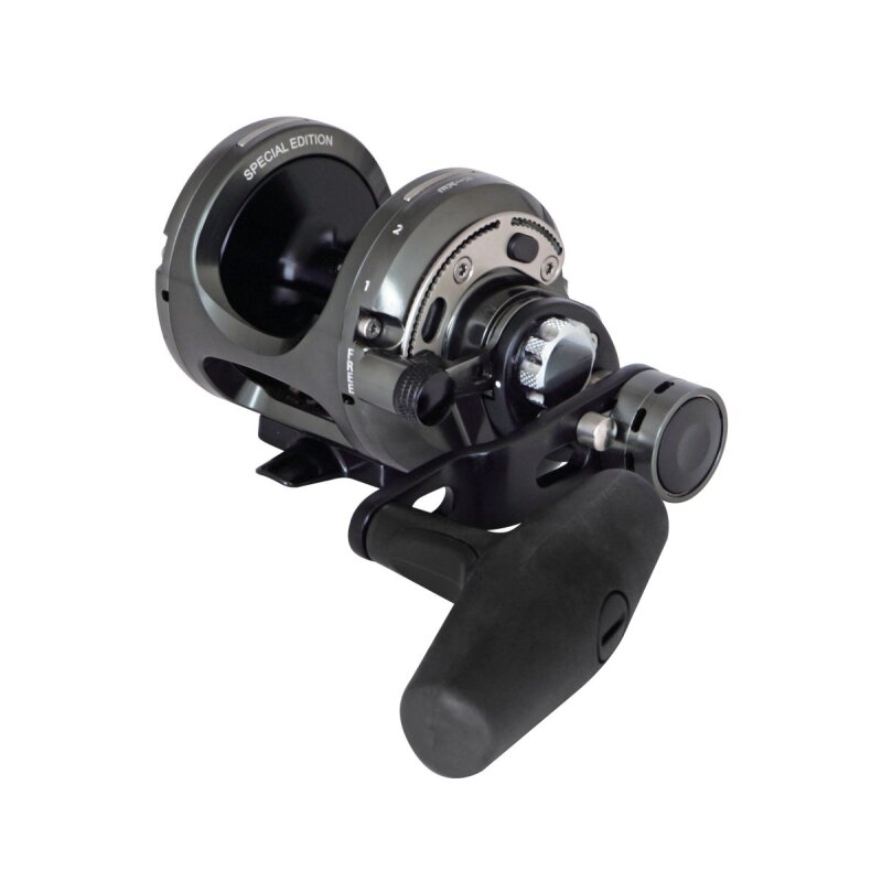 OKUMA Makaira Sea Two Speed Lever Drag 20II fishing reel with a durable metal frame, ergonomic handle, and precision drag system for deep-sea fishing.
