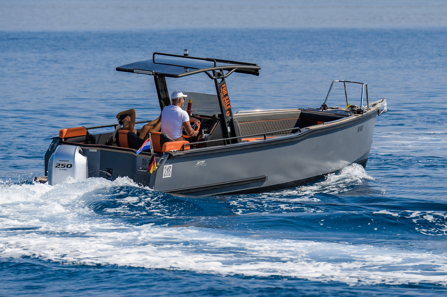 Barkmet Boats - Motorboat Apex 720