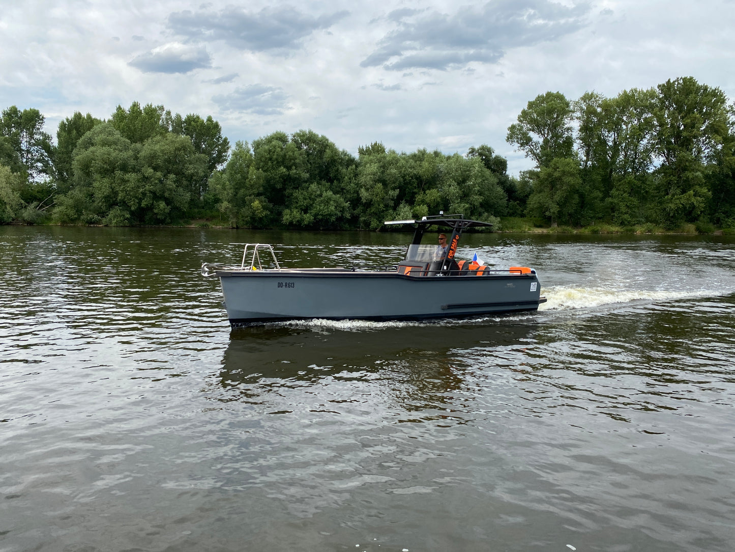 Barkmet Boats - Motorboat Apex 720