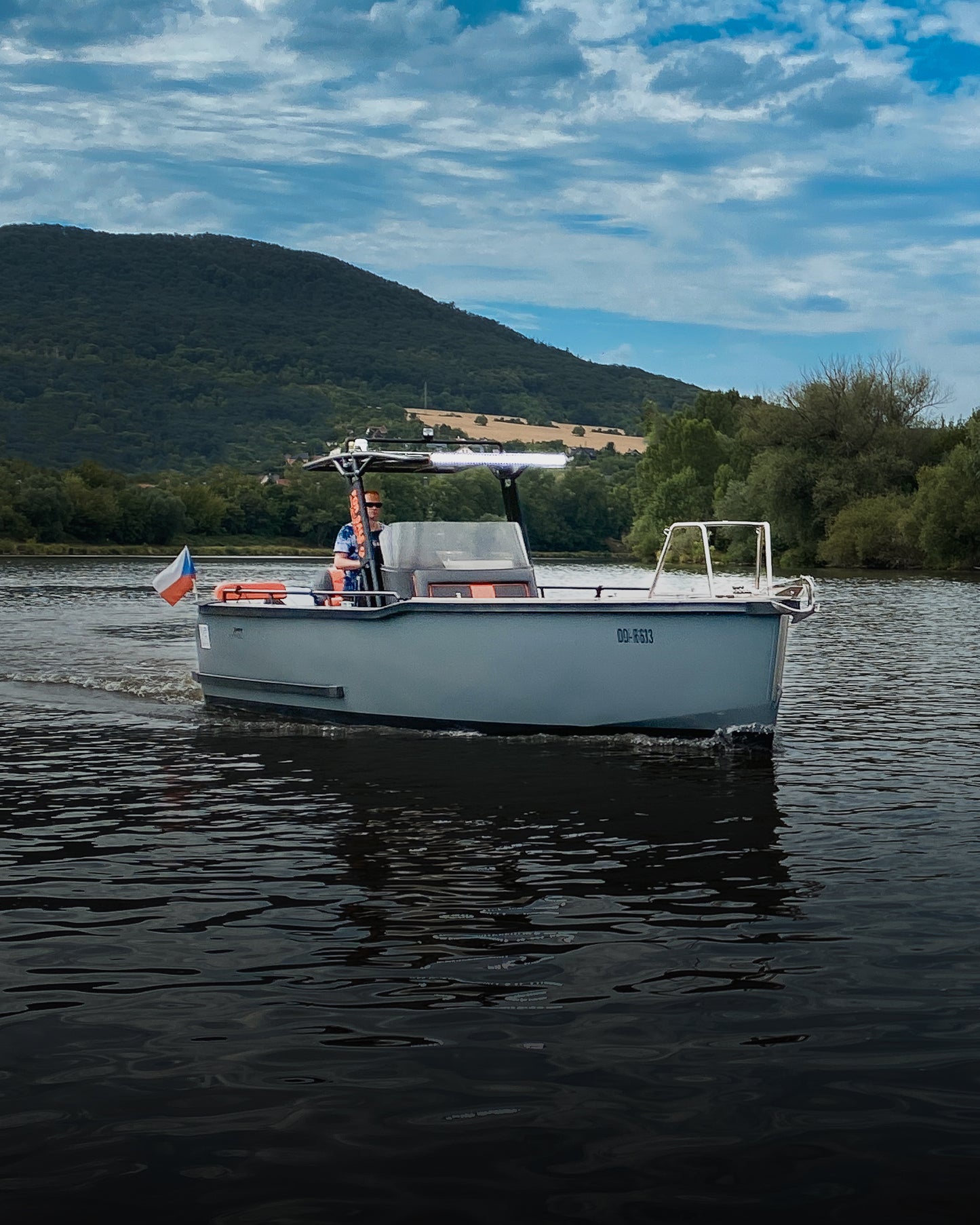 Barkmet Boats - Motorboat Apex 720